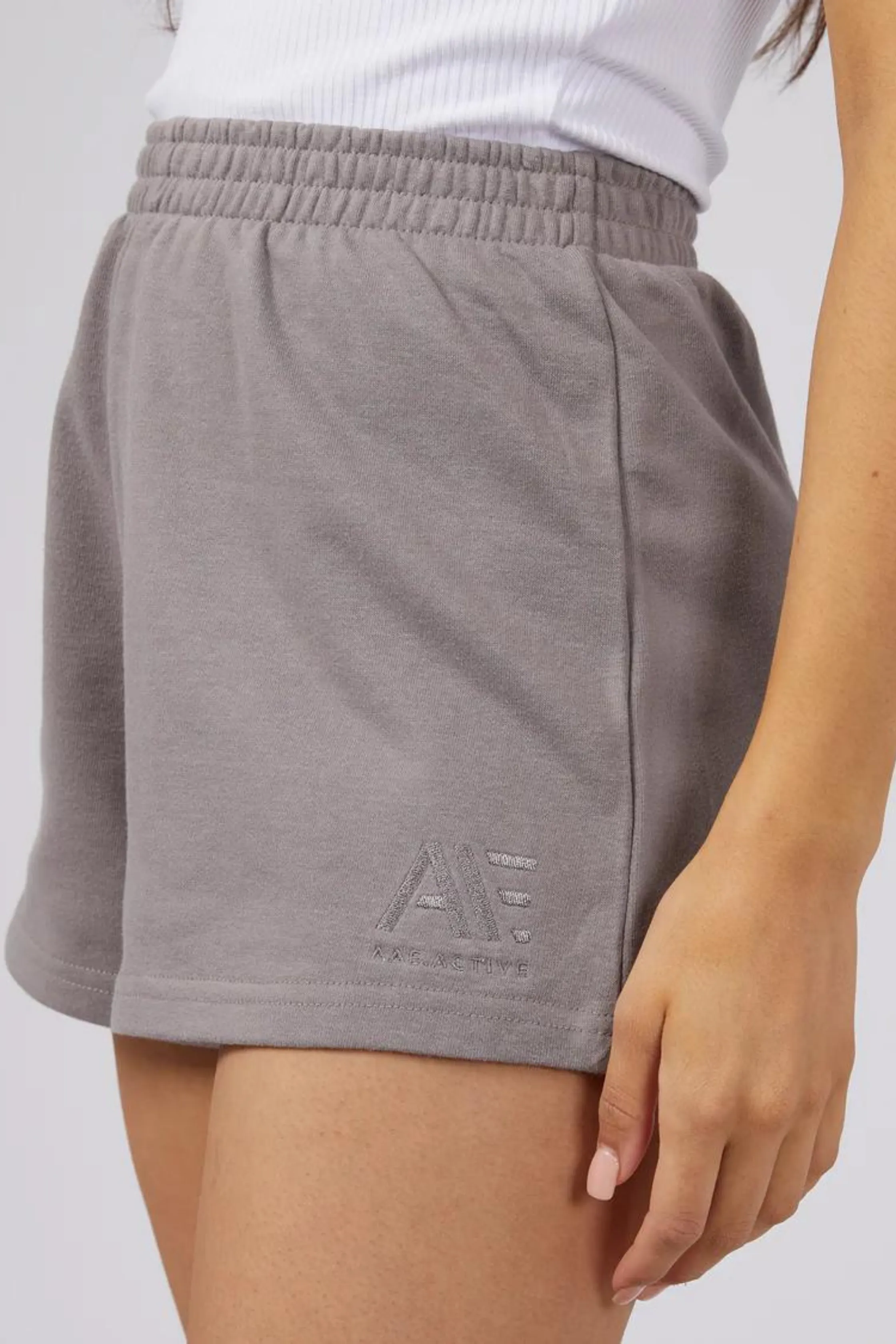 ACTIVE TONAL TRACK SHORT - Charcoal