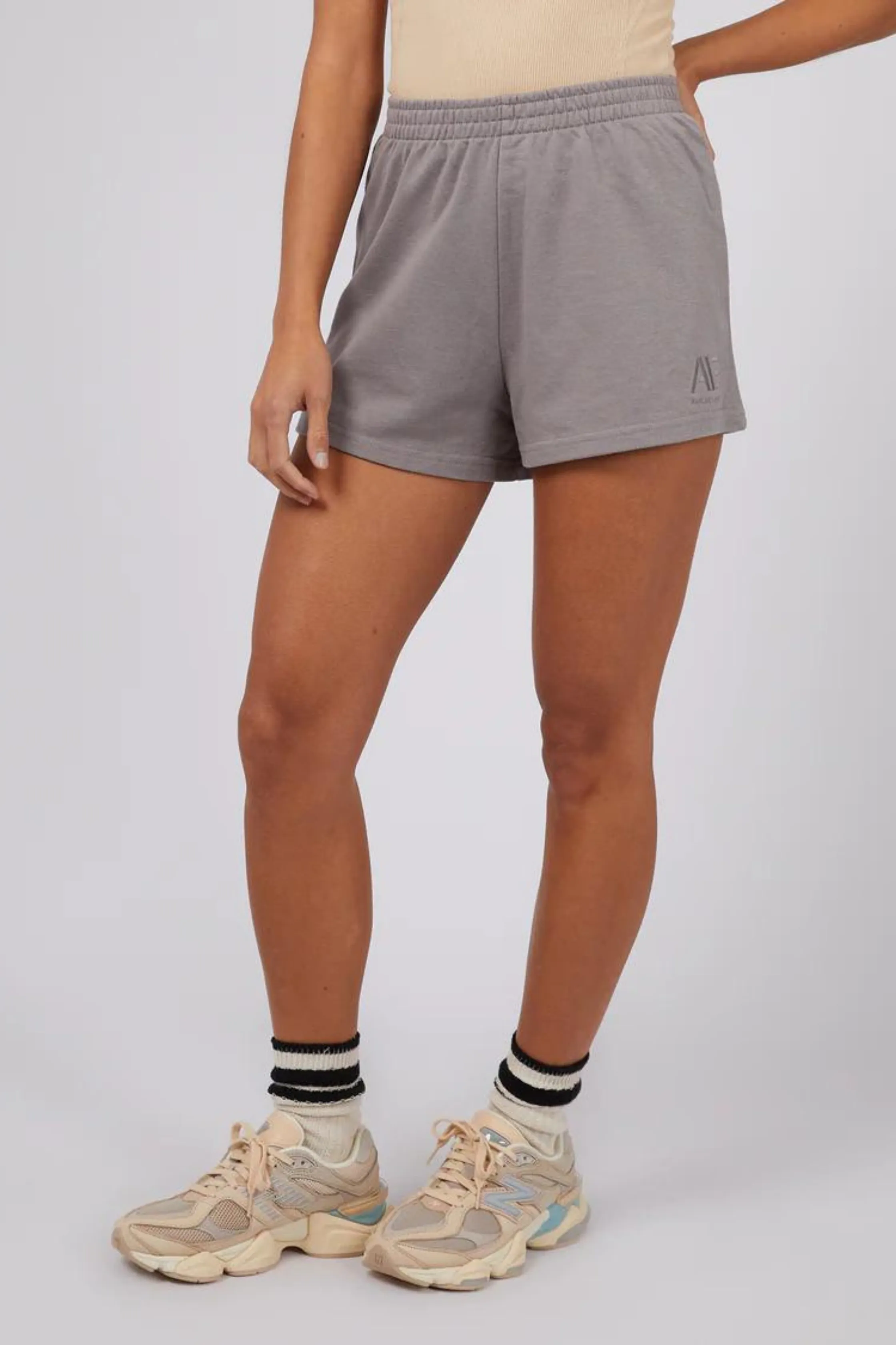 ACTIVE TONAL TRACK SHORT - Charcoal