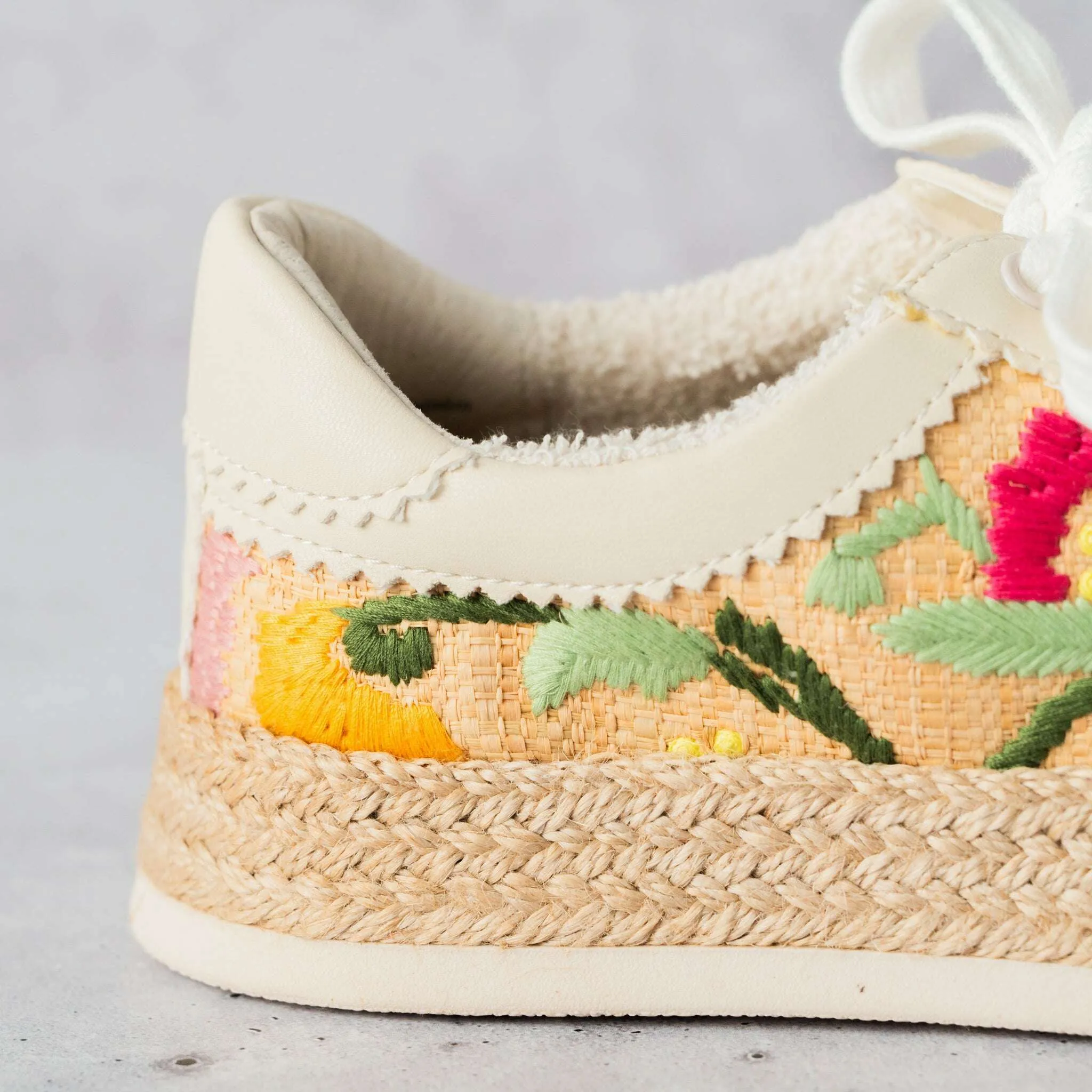 Dolce Vita - Azalia - Floral Multi Raffia