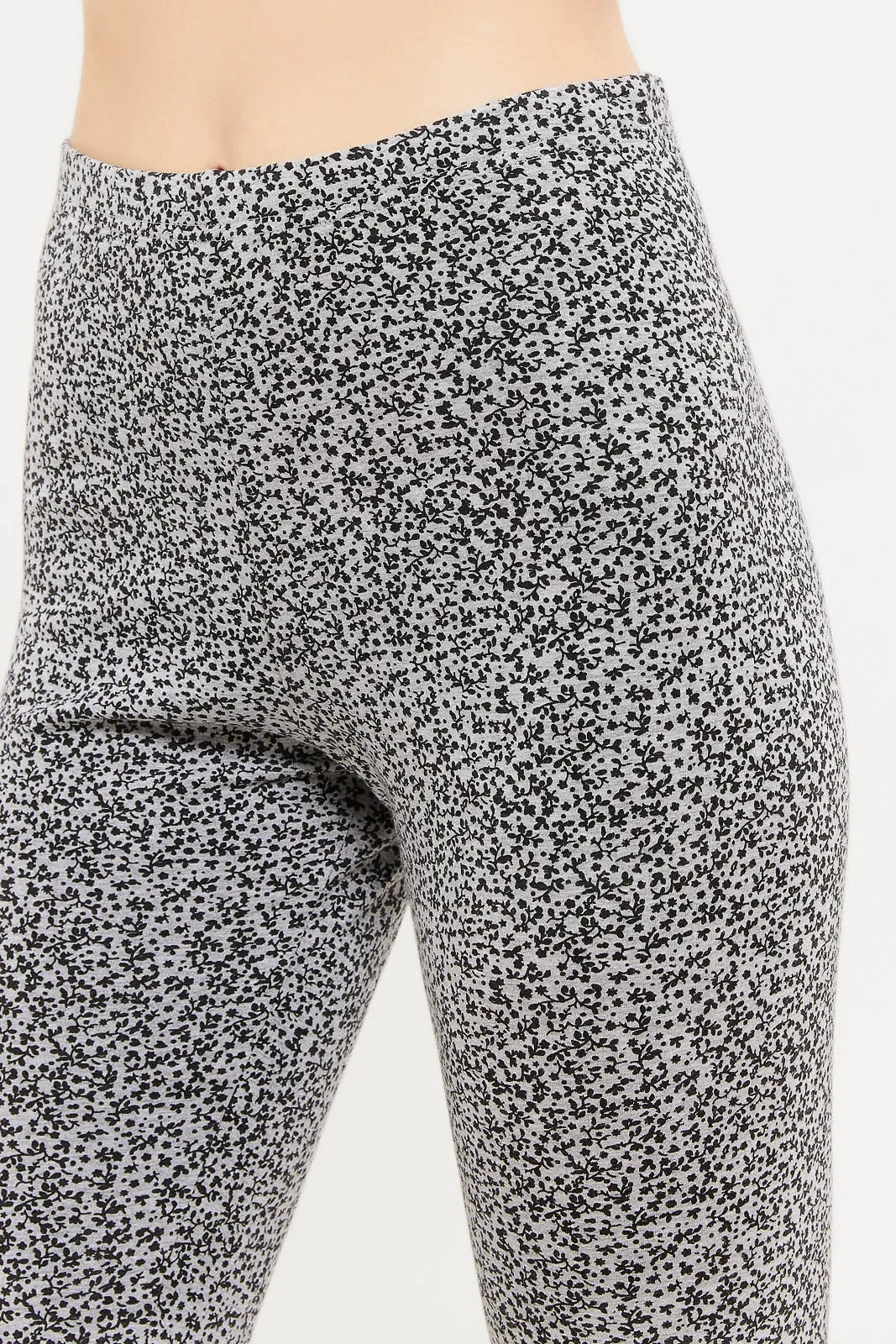 Women Grey Printed Skinny Leggings